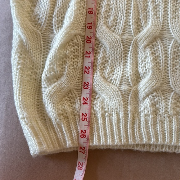 FASHION NOVA. NWT. Henderson Cable Knit Pullover Acrylic Sweater. Cream.… - Picture 10 of 10